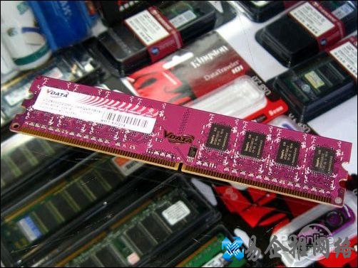 威刚2G DDR2 800万紫千红